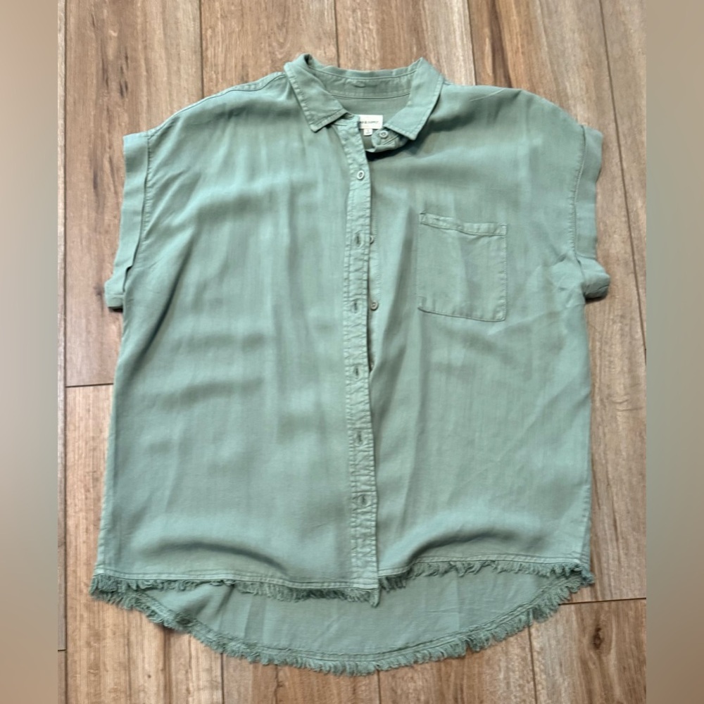 Women's Green Button-Up Top